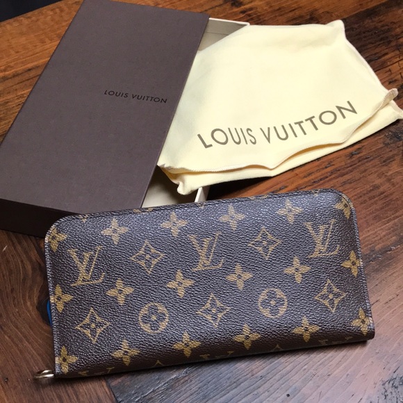 Louis Vuitton Handbags - LOUIS VUITTON WALLET Guaranteed Authentic!!!